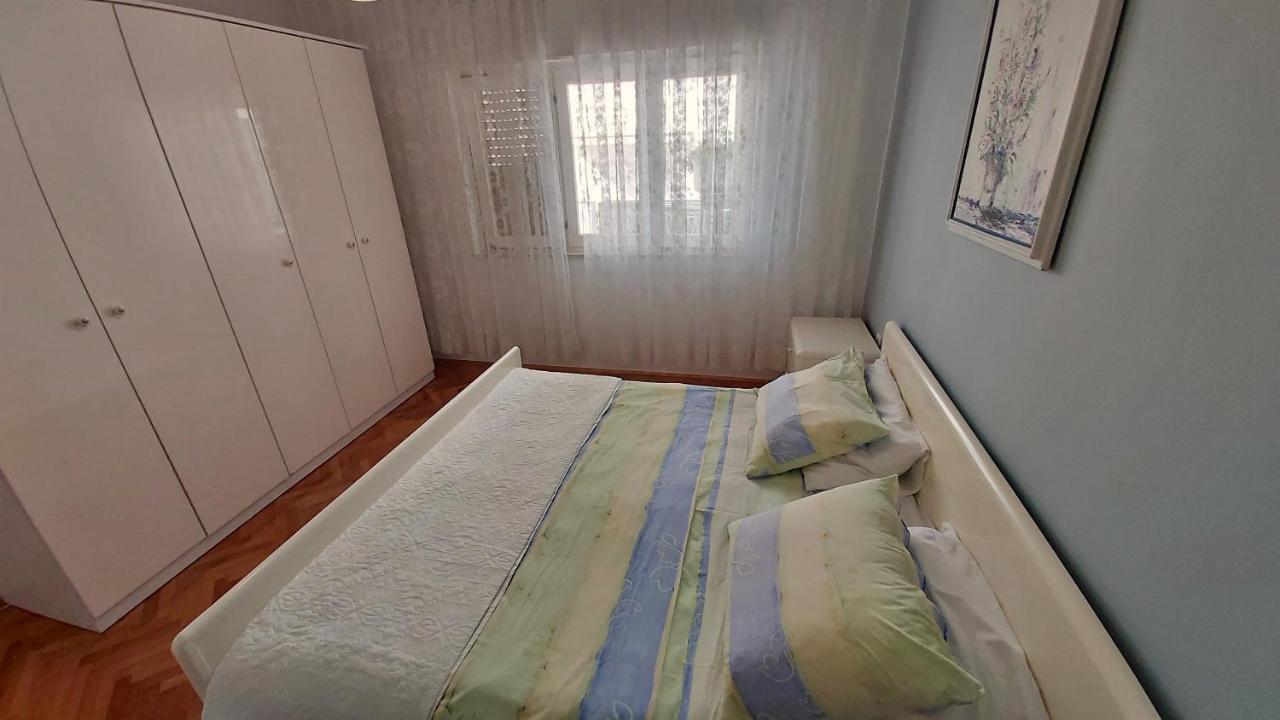Apartment Cedo Omiš Esterno foto