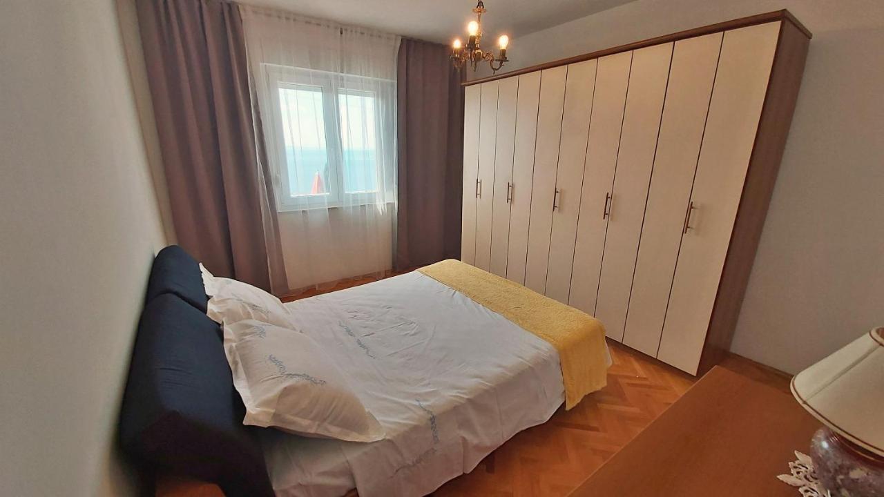 Apartment Cedo Omiš Esterno foto